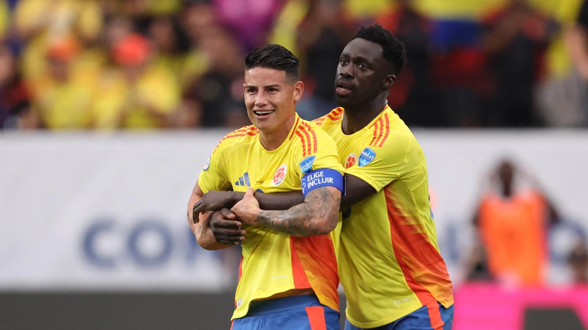 Davinson Sánchez se hizo autogol con Galatasaray y generó polémica por exagerar una falta
