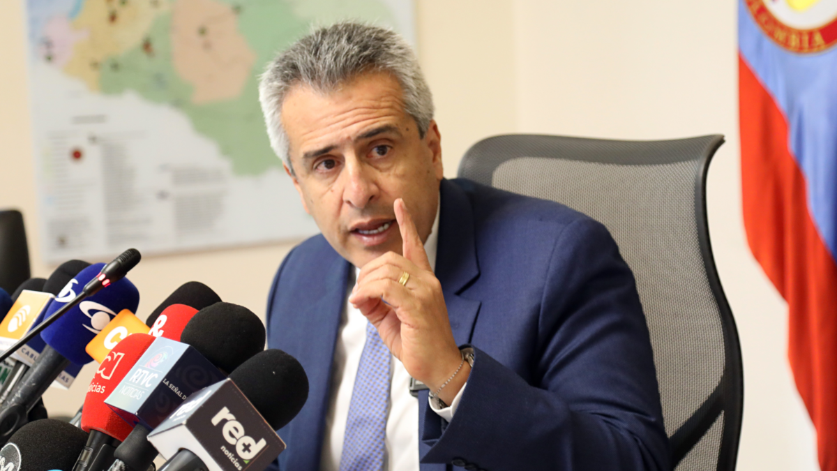 Recapturan al exministro Luis Fernando Velasco y lo envían a detención domiciliaria por el caso UNGRD