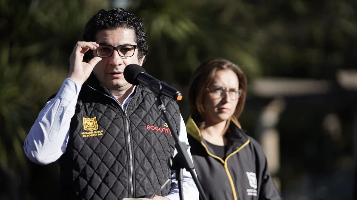 Roberto Angulo, secretario de Integración Social, contó cómo fueron sus años de trabajo en la Alcaldía de Bogotá: 'Extrañaré recorrer la ciudad'