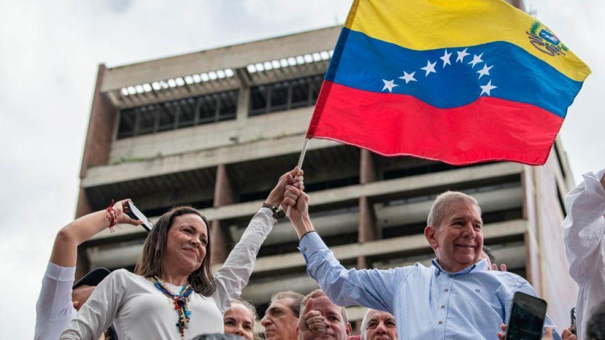 Líder opositora Machado no participará en diálogos con gobierno de Venezuela respaldados por EE.UU.