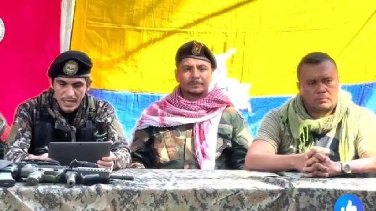 Reactivación de órdenes de captura contra 'Calarcá' y otros cabecillas confirma el desmonte de la 'paz total' de Petro
