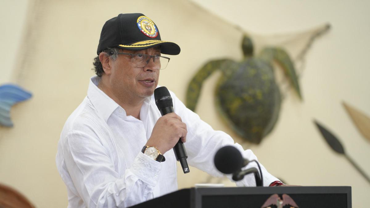 Presidente Gustavo Petro fue abucheado en medio de su discurso en evento de la Macrorrueda de las Américas 2026: 'Fuera'