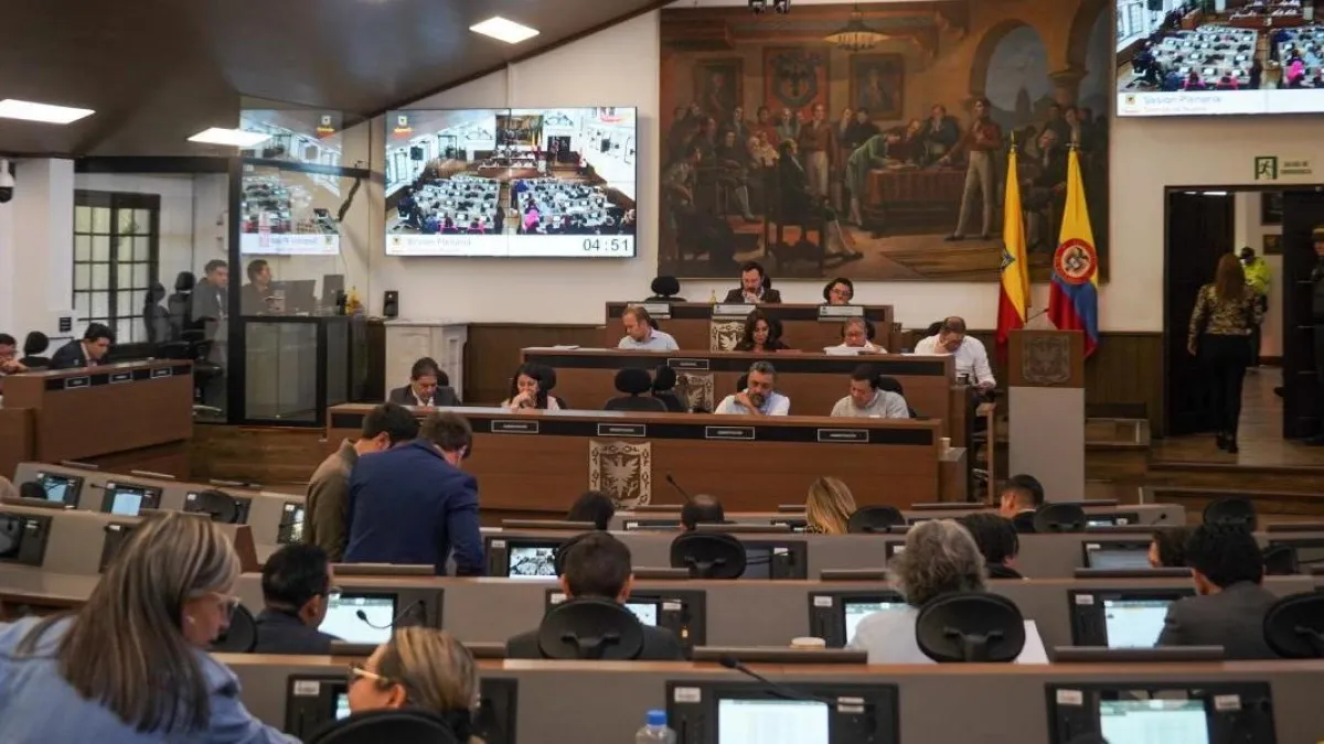 Luz verde a la reforma tributaria de Bogotá: Concejo aprueba nuevo cobro de alumbrado público, alzas en el ICA y alivio para morosos