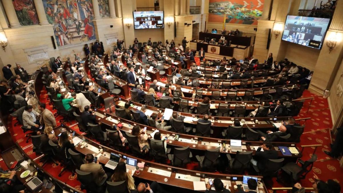 ¿Se espera un aumento de senadoras y representantes mujeres para el nuevo Congreso? Las candidatas que compiten por curul