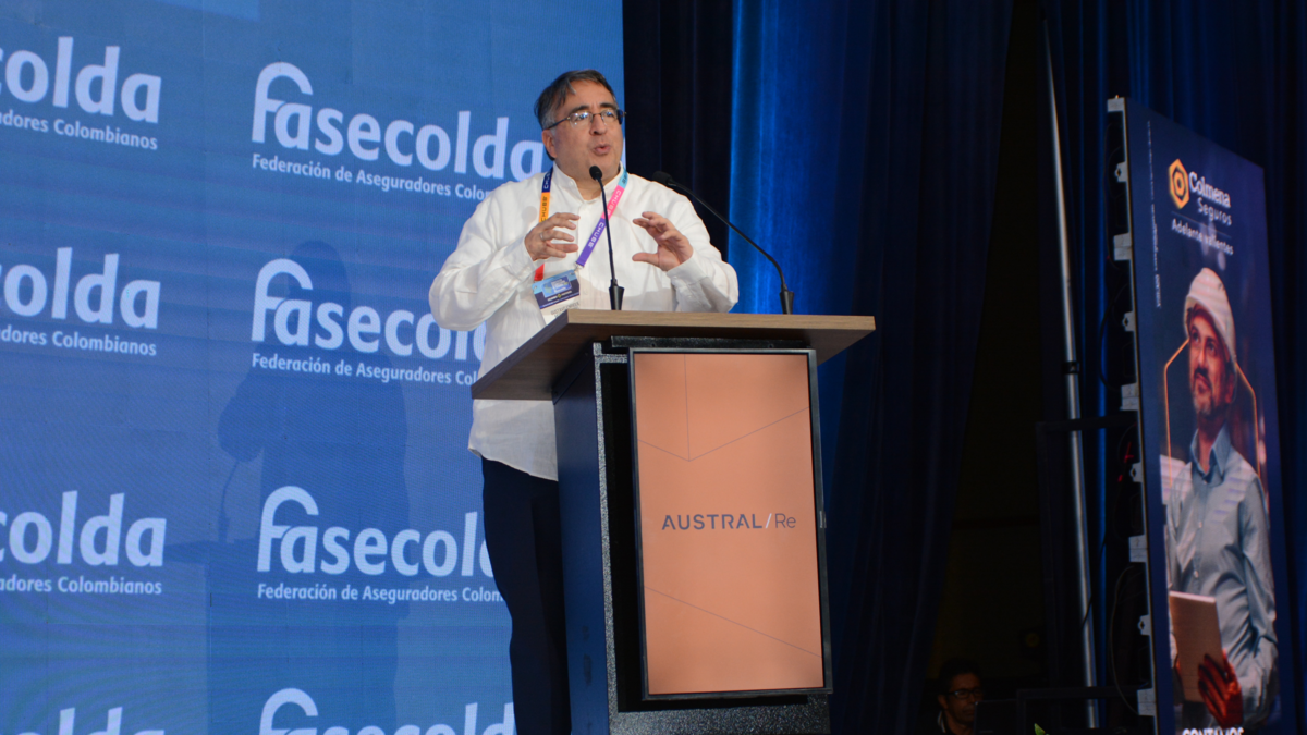 Presidente de Fasecolda Gustavo Morales habla sobre el futuro del sector asegurador
