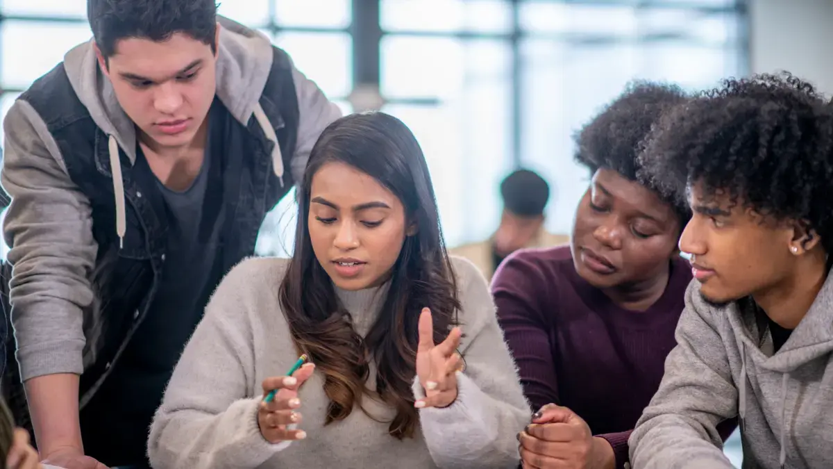 Guía para saber si fue seleccionado como jurado de votación para las elecciones de Consejos de Juventud en Colombia 2025