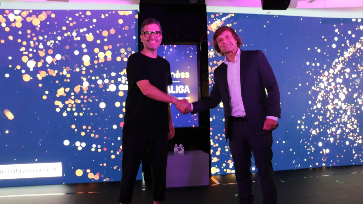 Exness anunció su asociación para Latinoamérica