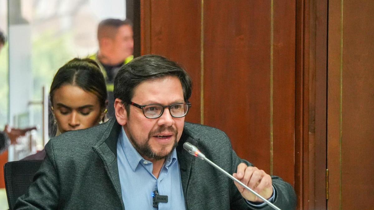 Fiscalía imputará al exviceministro Diego Cancino por supuesto acoso sexual