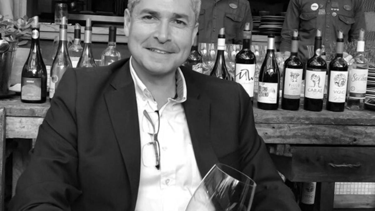 Una mujer asume las riendas del club más selecto del vino a nivel mundial / Una copa