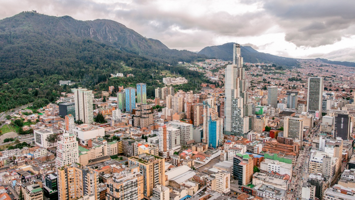 Petro, el as bajo la manga del Pacto en la pelea por la Alcaldía de Bogotá