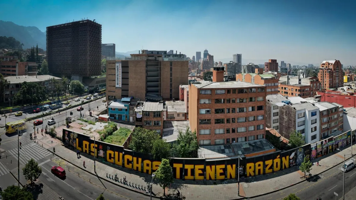 La Corte protege el mural 'Las cuchas tienen razón' y ordena medidas para impedir que sea saboteado