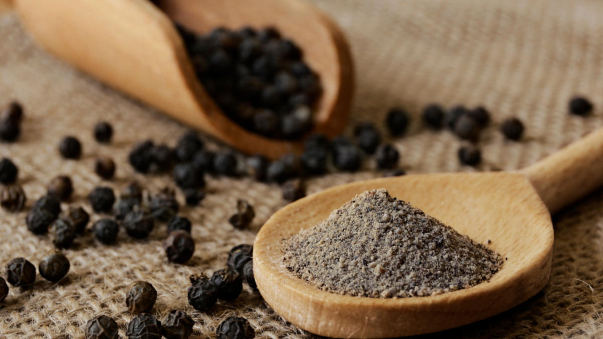 La pimienta, bajo la lupa: científicos revisan si sus beneficios para la salud están exagerados