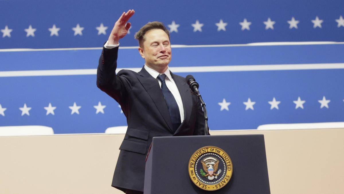 Elon Musk propone pagar de su bolsillo los salarios de agentes TSA y evitar crisis en aeropuertos de Estados Unidos