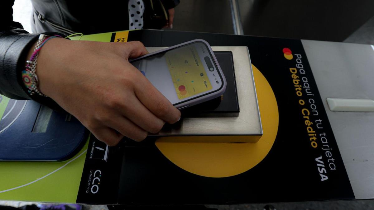 Bajo plan piloto, TransMilenio estrena pagos digitales para modernizar el transporte público en Bogotá