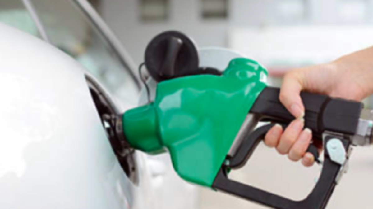 Guerra en Medio Oriente frenó la racha de rebajas en la gasolina: ¿cuánto más puede subir en Colombia?