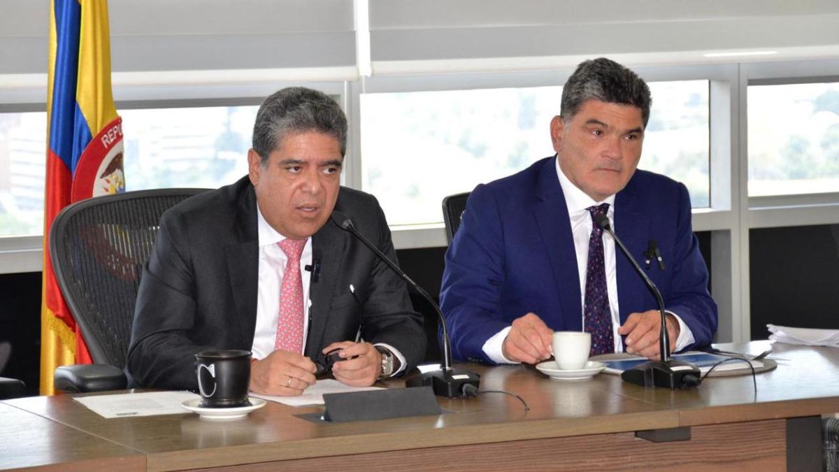 Procuraduría y Contraloría piden al gobierno Petro entregar informe detallado sobre la gestión de recursos públicos