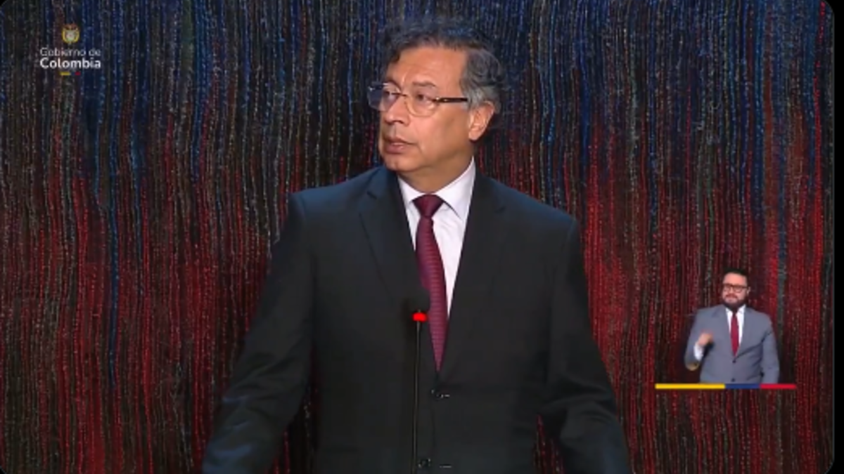 Estados Unidos le pide a Gustavo Petro retractarse por decir que iban colombianos en lancha destruida frente a Venezuela: el Presidente respondió