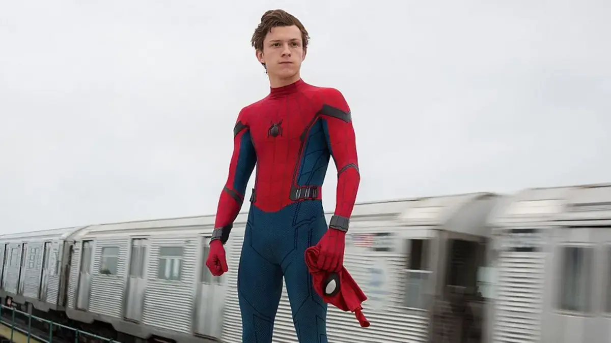 Tom Holland, hospitalizado tras accidente en rodaje de 'Spider-Man: Brand New Day' en Inglaterra