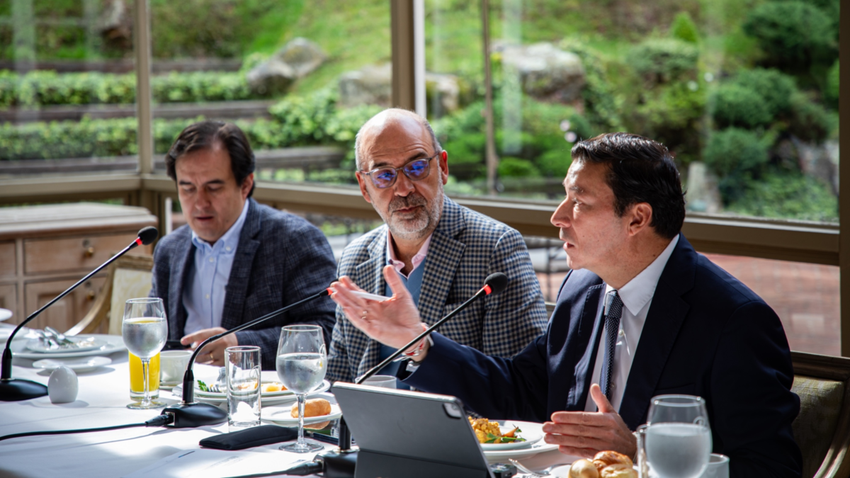 Registrador Hernán Penagos y empresarios se reunieron para hablar de ...