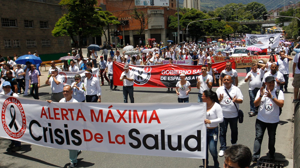 Informe de la Defensoría revela cifras críticas de la salud: disparada de tutelas e incremento del ‘gasto de bolsillo’