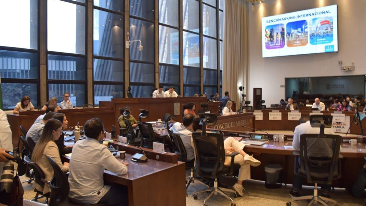 El fuerte choque en el Concejo de Medellín por la rendición de cuentas del alcalde Federico Gutiérrez: las cifras no convencen a algunos concejales