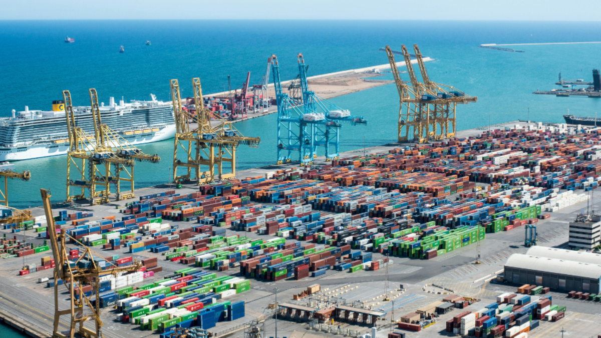 Petróleo impulsó crecimiento del 11,7 % en exportaciones de Colombia, pero caen agro y manufactura en abril