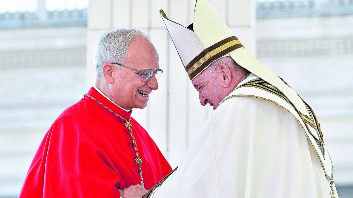 Francisco y el cardenal Prevost