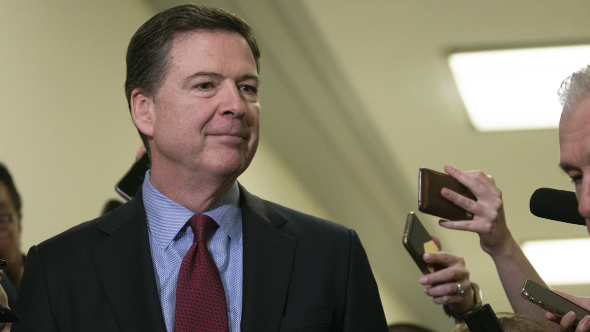 Jueza federal de EE. UU. anula la acusación contra el exdirector del FBI James Comey y la fiscal general del estado de Nueva York Letitia James