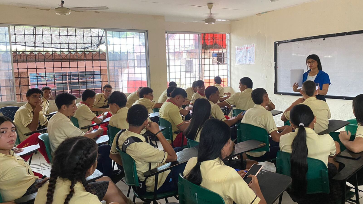 Pese a que hay más recursos para educación, resultados de calidad están estancados: informe cuestiona inversión del presupuesto del sector