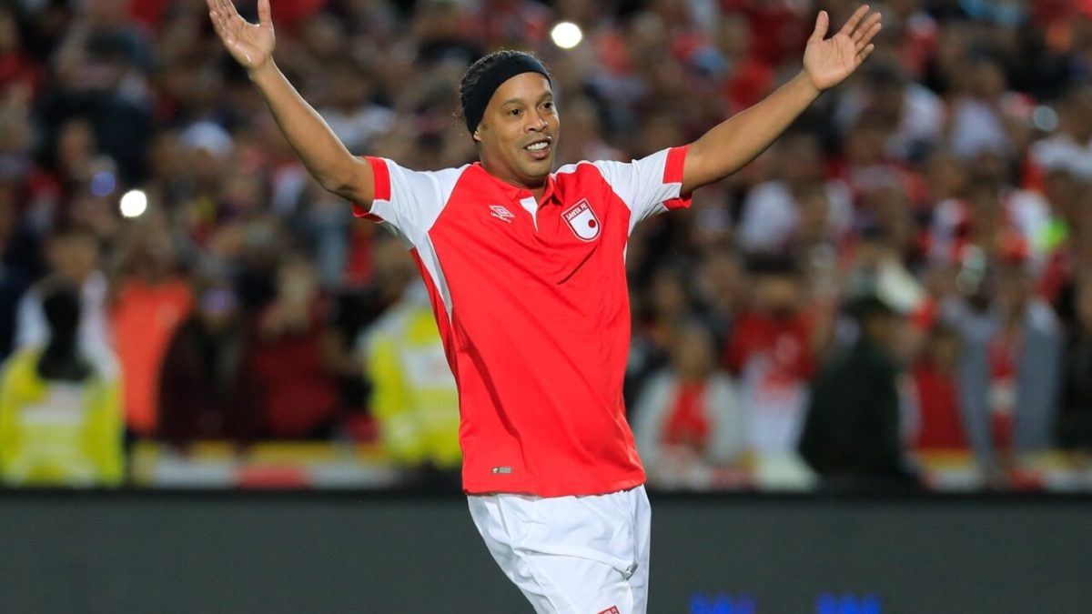 Ronaldinho Gaúcho vuelve a Bogotá: participará en un partido entre creadores de contenido