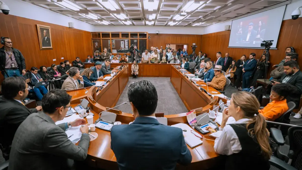 Este martes se retoma el debate de la reforma de la salud en la Comisión Séptima del Senado; hay tres ponencias para el proyecto