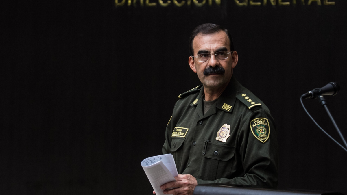 General (sağ) Rodolfo Palomino'yu çevreleyen skandallar