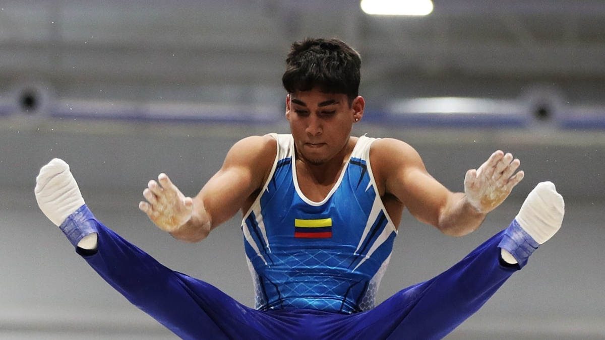 El colombiano Camilo Vera clasificó a la final de la competencia de suelo de la Copa Mundo de Gimnasia de El Cairo