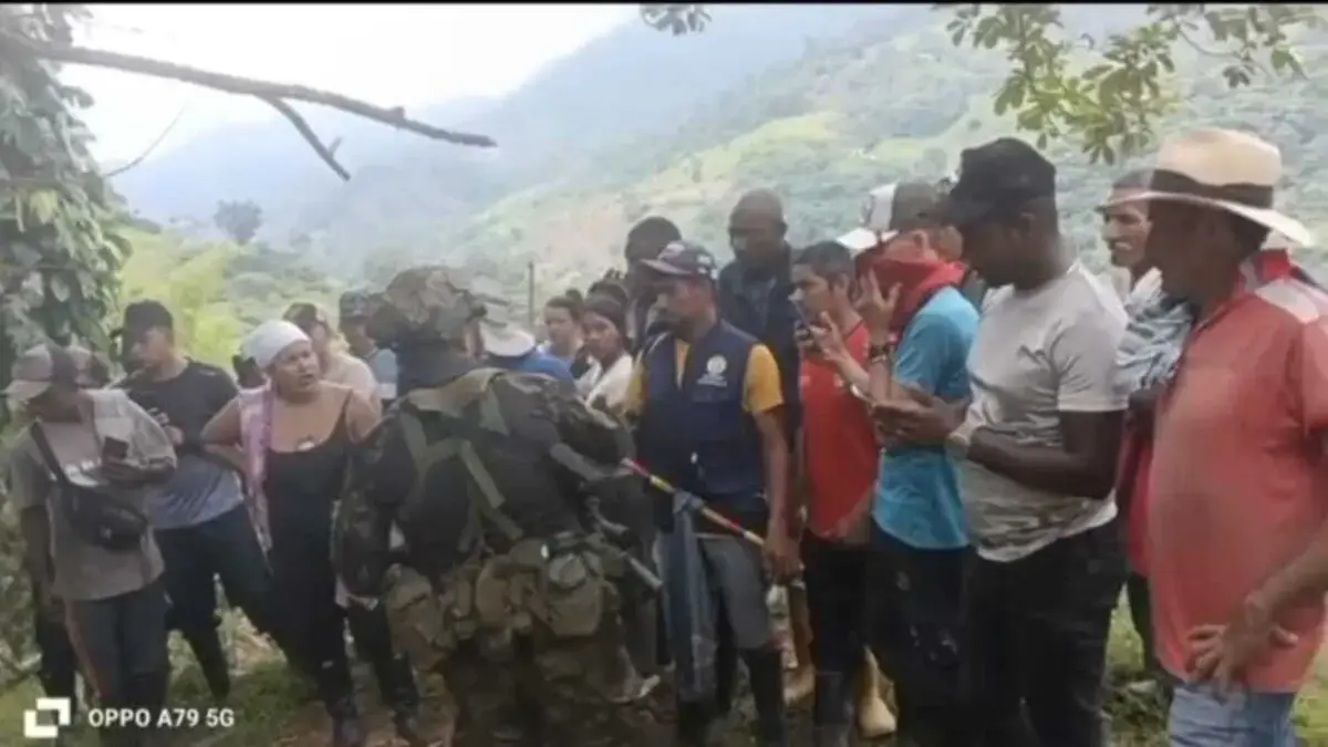 Asonada en Putumayo: dos militares fueron quemados durante operación contra laboratorio de coca