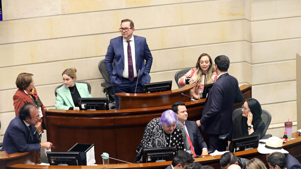 ¿El sueldo de los congresistas aumentará el 23.7 % como el salario mínimo? Ministerio del Trabajo despeja dudas