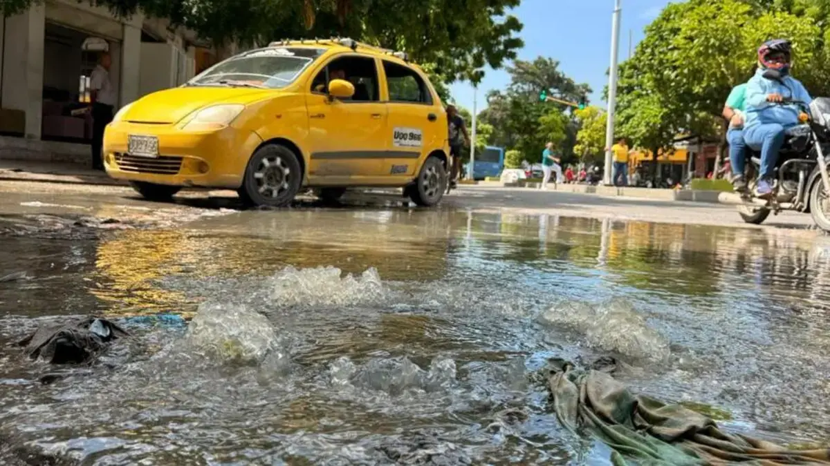 Santa Marta estalla en protestas contra la crisis de agua y alcantarillado; culpan a la Essmar