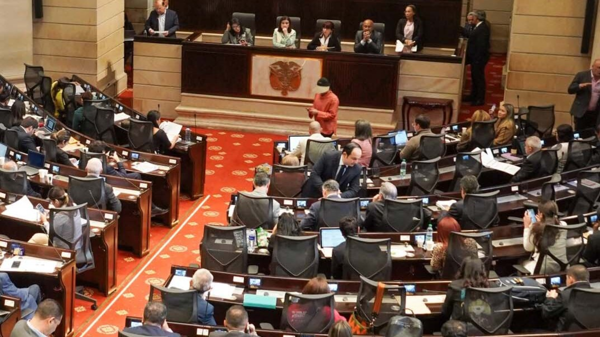 Senado aprueba en segundo debate la reforma a la Ley 30, con la que se busca salvar a las universidades públicas del déficit financiero