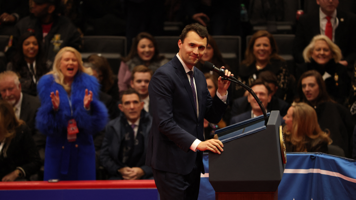 El mensaje que envió Donald Trump tras el asesinato del activista de derecha Charlie Kirk en universidad en Utah: 'Querido y admirado por todos'