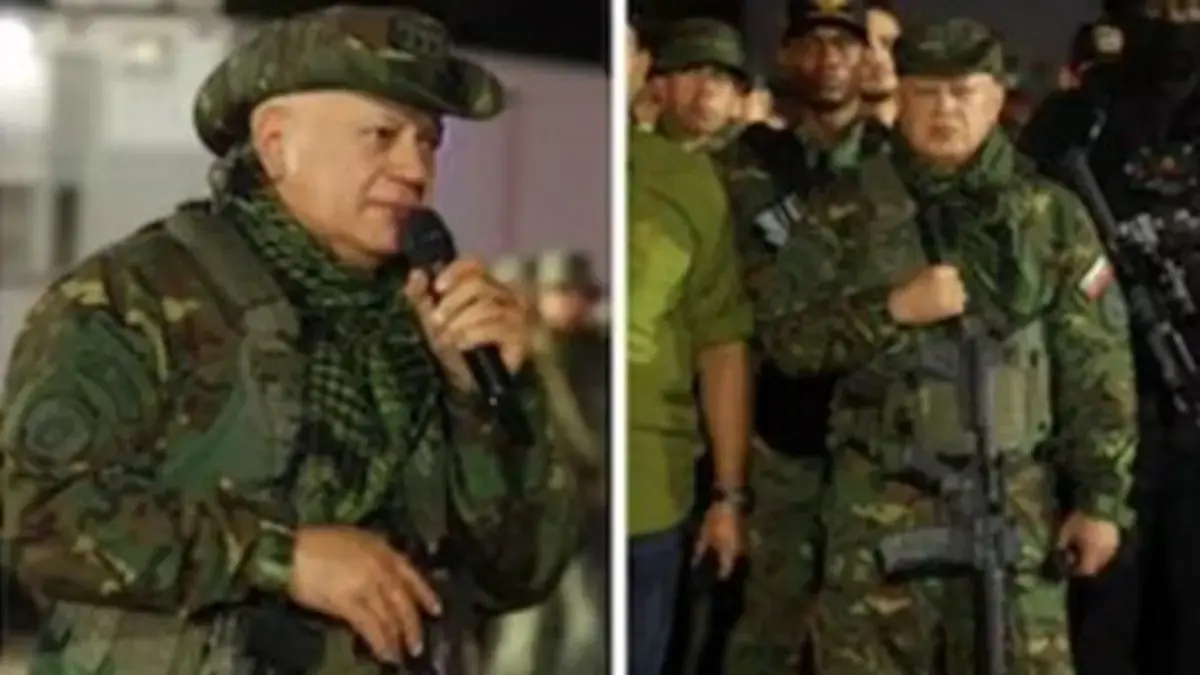 Diosdado Cabello, ministro del Interior de Venezuela, apareció vestido de camuflado y con un fusil: 'Ofensiva permanente'
