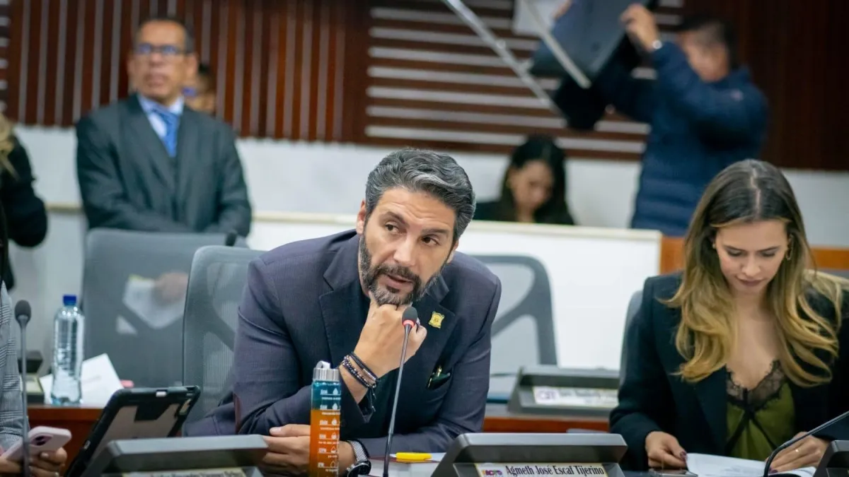 Procuraduría frena a Agmeth Escaf en plena campaña por insulto contra Abelardo de la Espriella