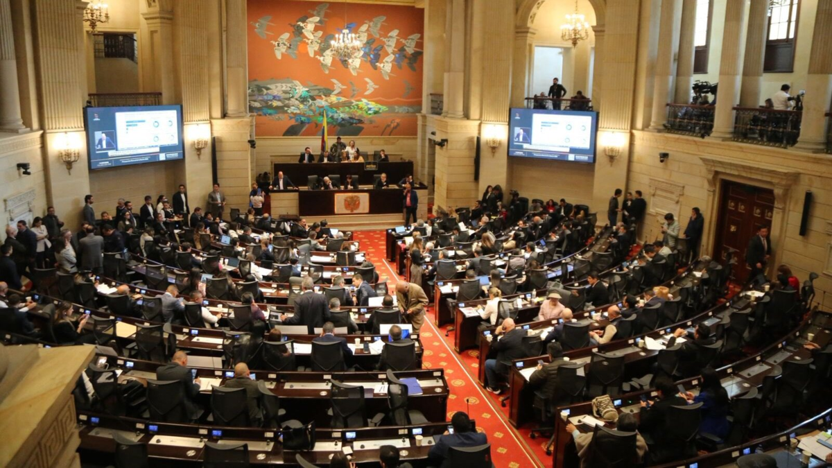 Comisiones Económicas devuelven el presupuesto para 2027, presentado por la administración Petro: aceptan la petición del gobierno De La Espriella