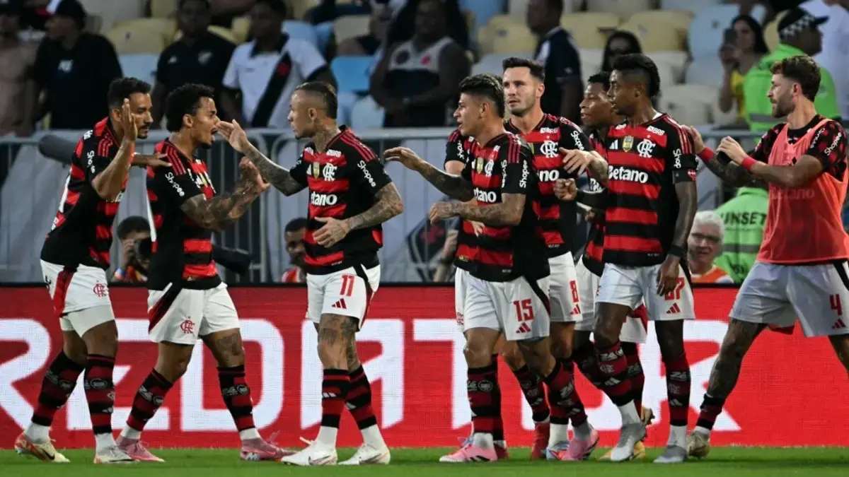 Video | Jorge Carrascal tuvo su bautismo goleador en Brasil: anotó golazo con el Flamengo en el derbi de Río de Janeiro
