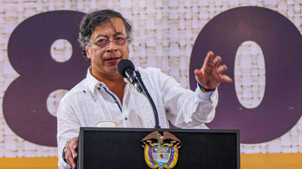 Presidente Gustavo Petro encabeza nuevo consejo de ministros sobre política antidrogas y vuelve a arremeter contra Donald Trump