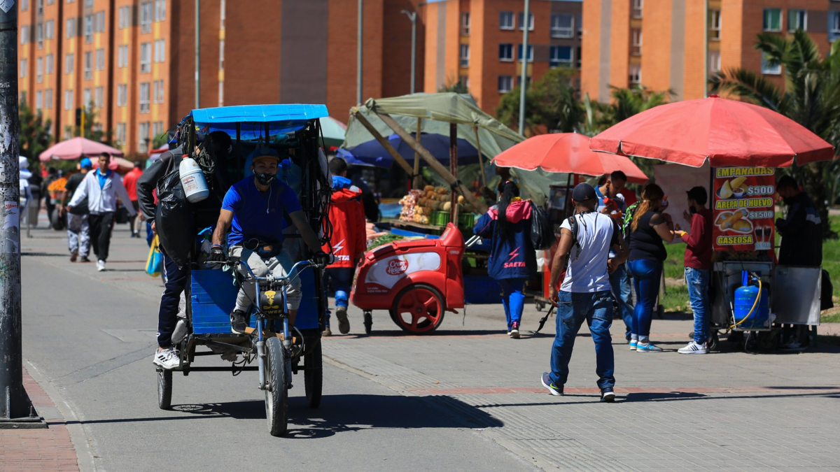 Avanza proyecto que busca crear escuadrón de agentes exclusivos para las ciclorrutas de Bogotá: ¿podrán poner multas? Este es su alcance