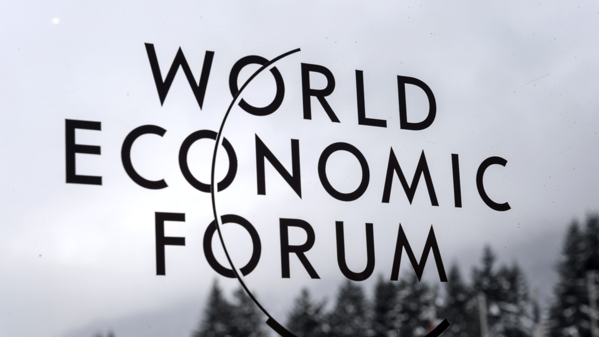 Informe global: economistas jefes prevén período de crecimiento débil y fragmentación económica estructural