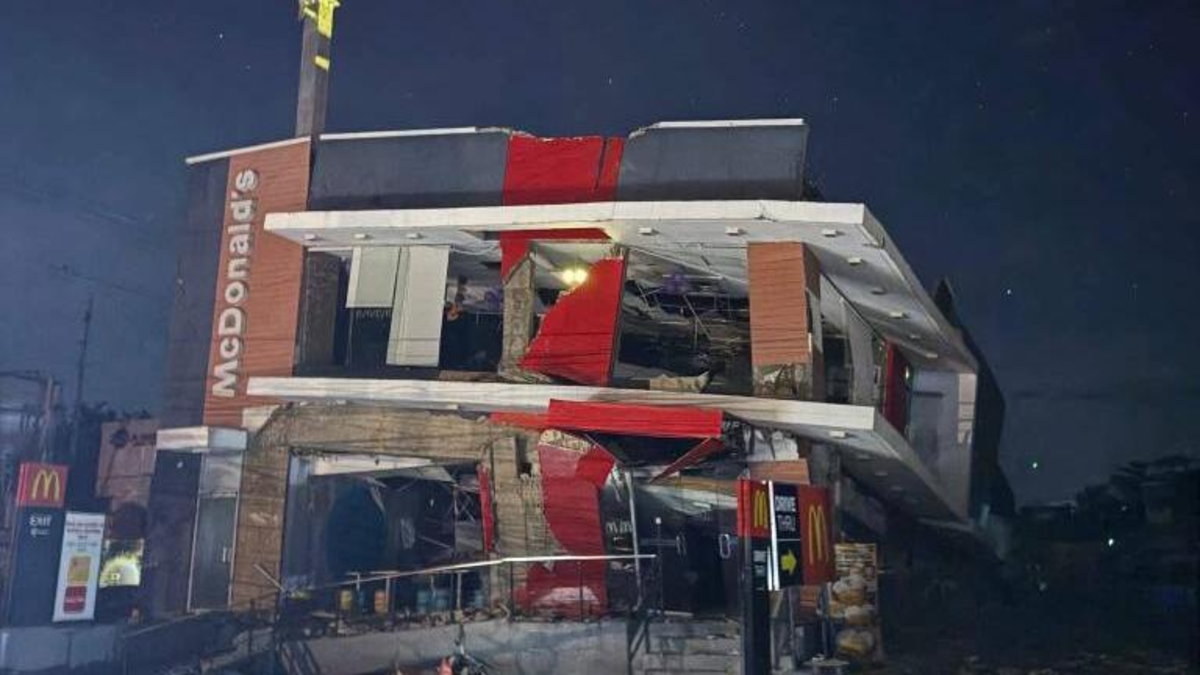 Caos y estructuras que se derrumban, entre los impactantes videos del sismo de magnitud 6,9 en Filipinas, que deja al menos 26 muertos y 147 heridos