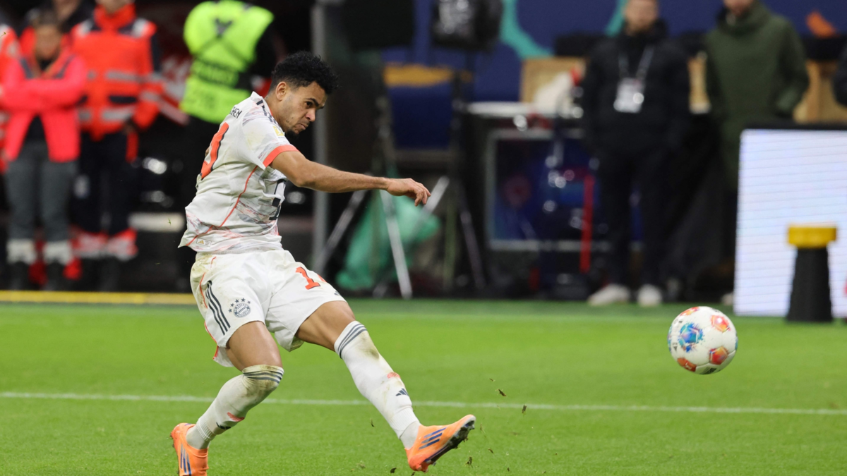 A Luis Díaz también le reconocen su sacrificio: director deportivo del Bayern Múnich no ahorró elogios para el colombiano