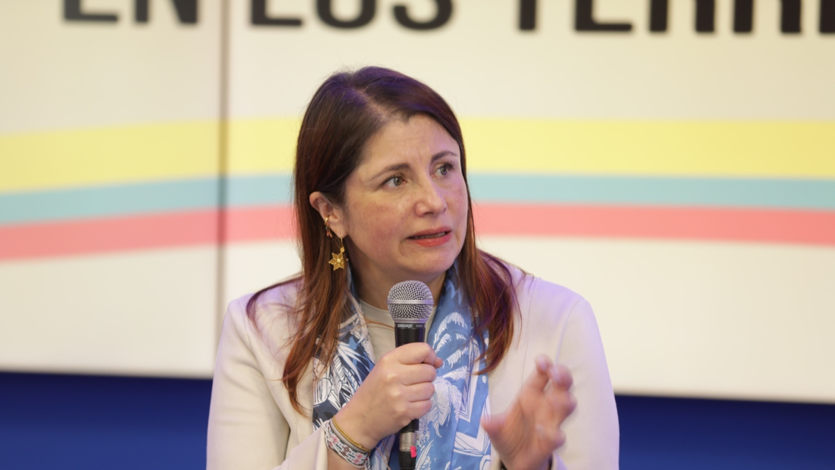 Defensora Iris Marín se suma al llamado para exigir transparencia por menciones de Pastrana en archivos Epstein