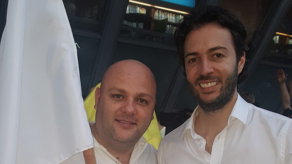 Revelan chats de hermano de Daniel Quintero en poder de la Fiscalía donde se habrían negociado contratos en Medellín