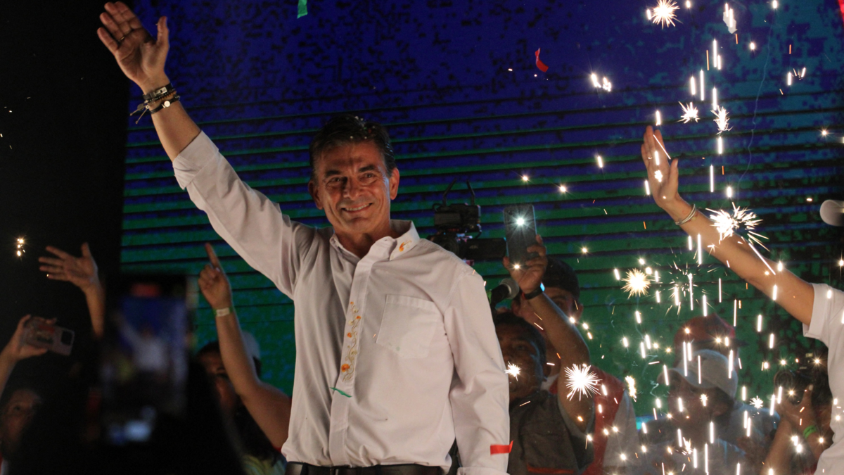  Rodrigo Paz Pereira, nuevo presidente de Bolivia: el senador le gana a Jorge 'Tuto' Quiroga;...